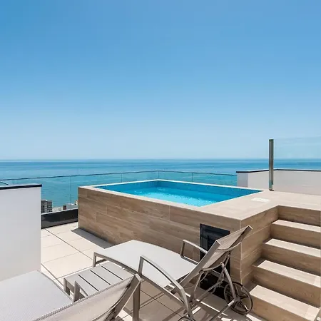 Middel Views Penthouse Appartement *
